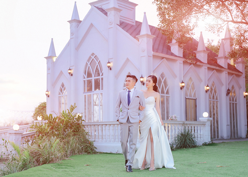 Hình Cưới Phim Trường